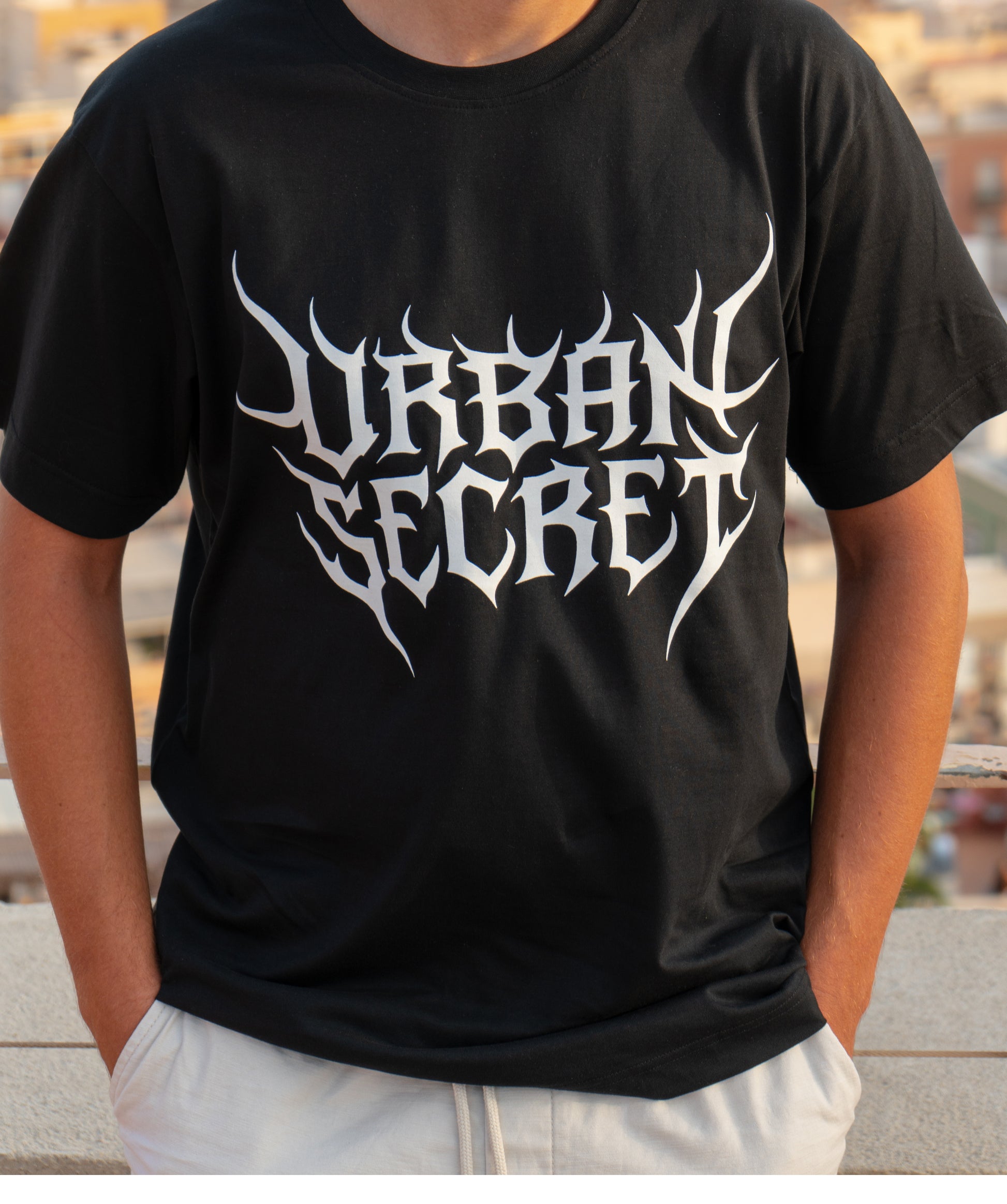 Camiseta negra Urban secret